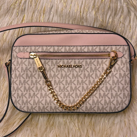 Michael Kors Pink and Cream Crossbody Bag Set - Picture 2 of 6